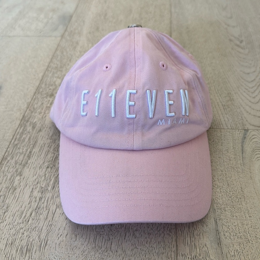 E11even hat